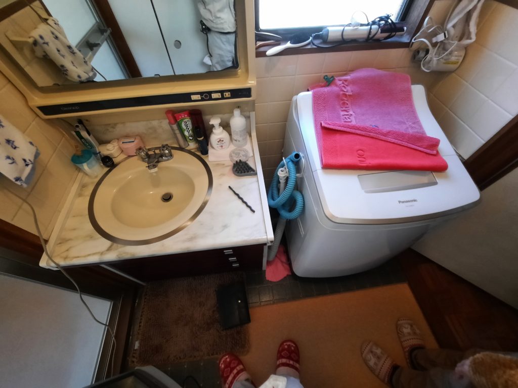 施工前　洗面所